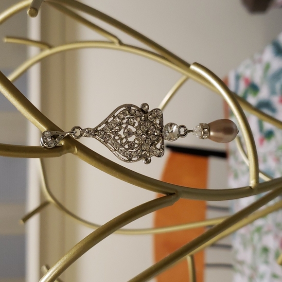 🤩 Vintage Silver Cubic zirconia Diamond and Pearl Chandelier earrings - Picture 6 of 6